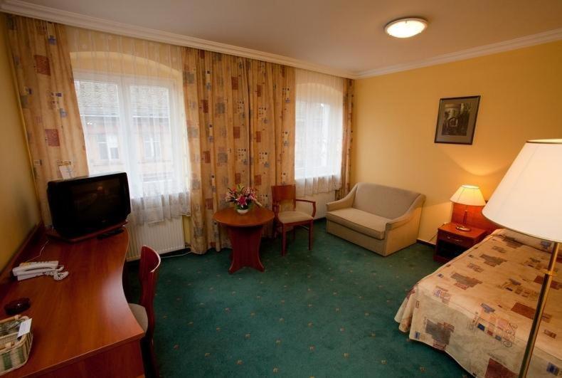 Hostel Ratuszowy Bydgoszcz Exteriör bild