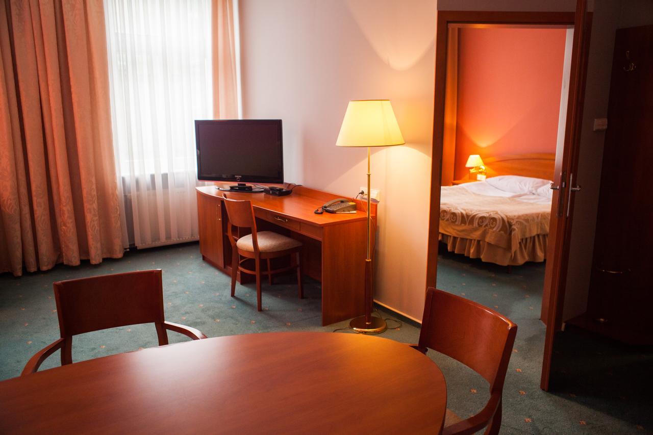 Hostel Ratuszowy Bydgoszcz Exteriör bild