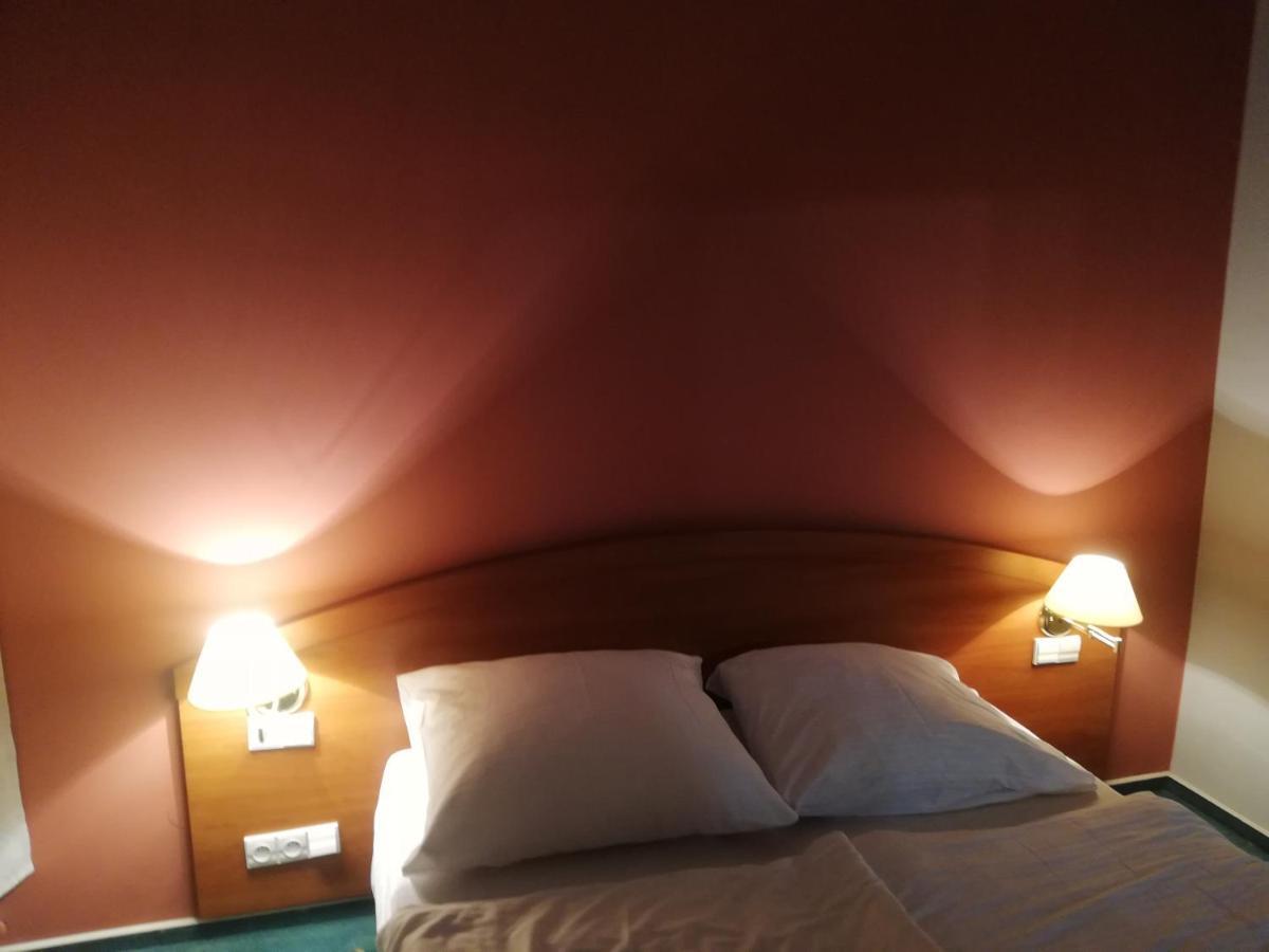 Hostel Ratuszowy Bydgoszcz Exteriör bild