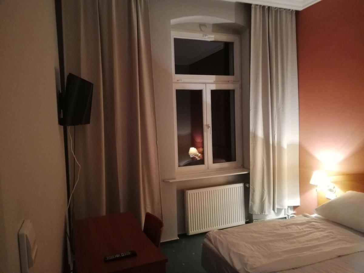 Hostel Ratuszowy Bydgoszcz Exteriör bild