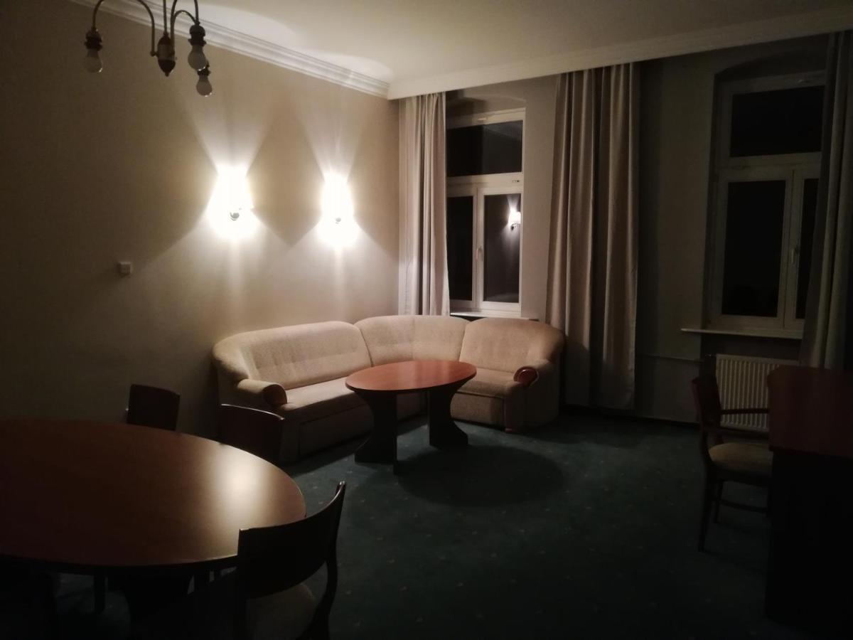Hostel Ratuszowy Bydgoszcz Exteriör bild